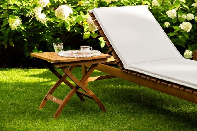 Комплект для отдыха из акации КАРО