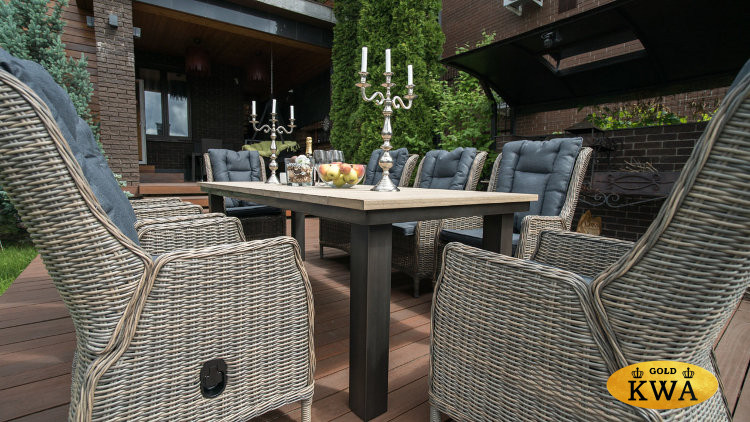 Регулируемое кресло из ротанга ВЕРОНА в комплекте с подушками