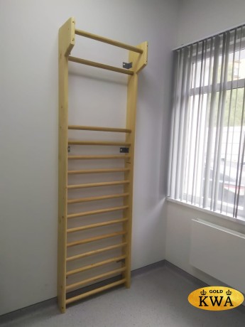 Шведская стенка деревянная из сосны для реабилитации с турником фиксированным - СОСНА - ТФ - РЕАБИЛИТАЦИОННАЯ