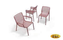 Стул пластиковый