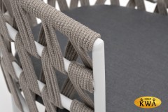 "Диего" стул плетеный из роупа, каркас из стали белый муар, роуп серый меланж круглый, ткань серая 017