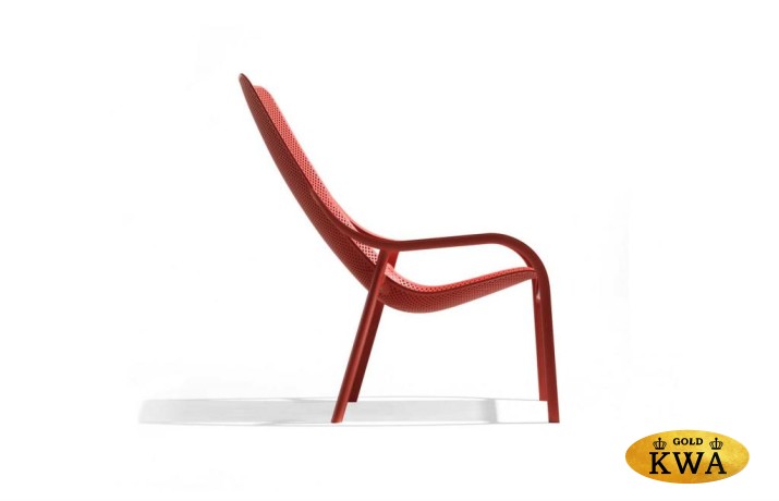 Лаунж-кресло пластиковое