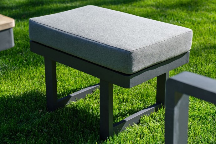 Набор оттоманок из алюминия TOPA