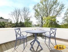 Стол пластиковый