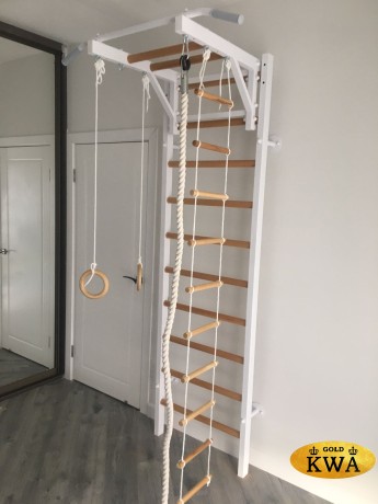 Шведская стенка комбинированная - КОМБИ - ТРДШН+3 (стенка + турник-рукоход из дерева с широким хватом навесной + канат + кольца + веревочная лестница)