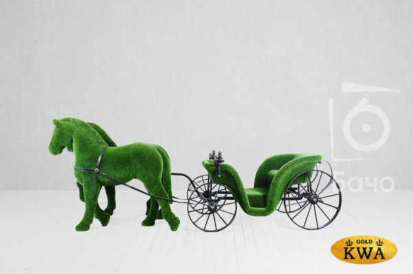 Топиари ландшафтная фигура Карета, запряженная лошадьми