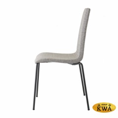 Стул с обивкой