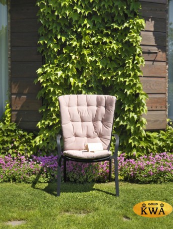 Лаунж-кресло пластиковое с подушкой