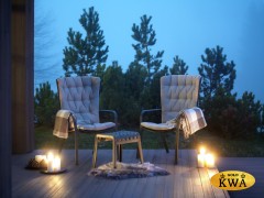 Лаунж-кресло пластиковое с подушкой