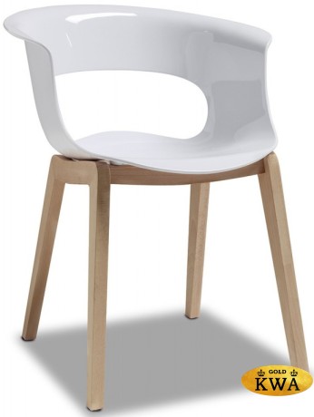 Кресло пластиковое