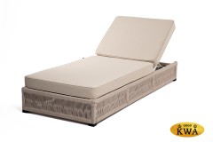 "Ривьера" шезлонг плетеный из роупа, каркас алюминий белый муар, роуп бежевый круглый, ткань бежевая