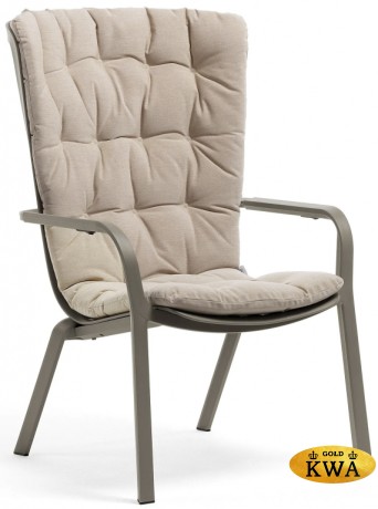 Лаунж-кресло пластиковое с подушкой