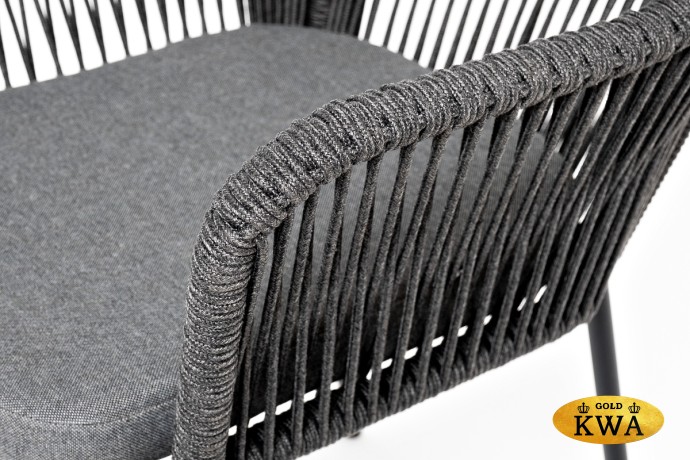 "Лион" стул плетеный из роупа, каркас из стали темно-серый (RAL7024) муар, роуп темно-серый круглый, ткань темно-серая 027