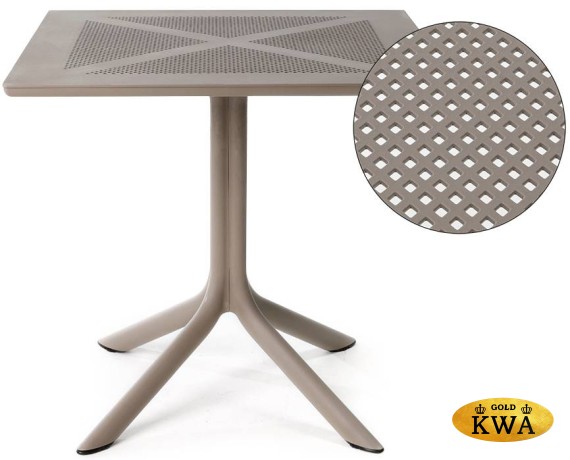 Стол пластиковый обеденный