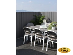 Кресло пластиковое