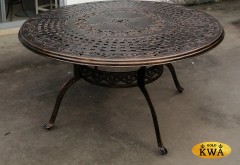 Стол из литого алюминия Geraldine 150