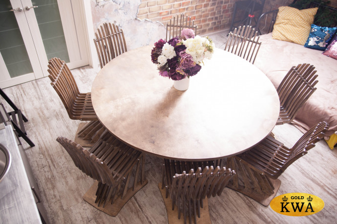 Стол обеденный круглый из влагостойкой фанеры