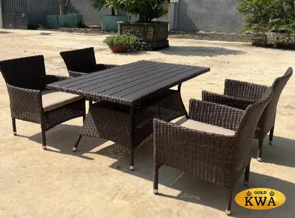 Комплект мебели из искусственного ротанга AM-196B/T196 (4+1)