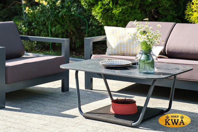 «Гранада» лаунж-зона из алюминия со столиком из HPL