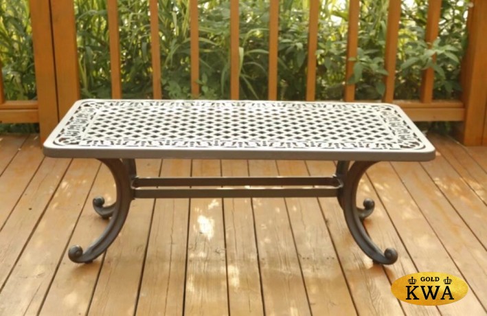 Столик журнальный из литого алюминия Venice