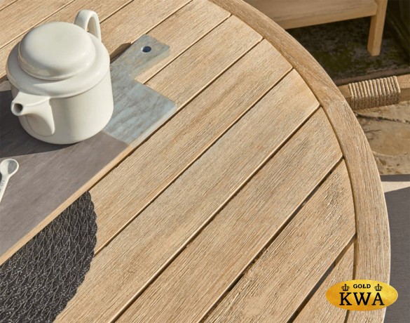 Стол деревянный обеденный