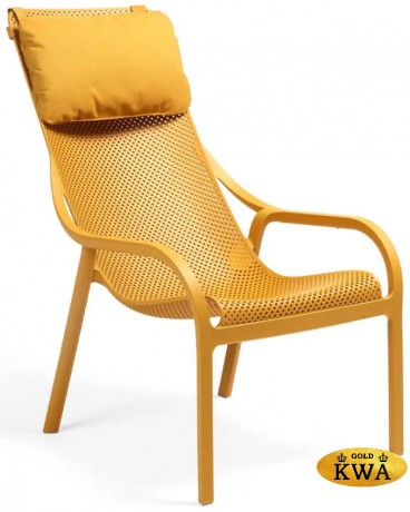 Лаунж-кресло пластиковое с подушкой