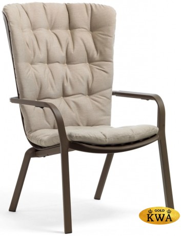 Лаунж-кресло пластиковое с подушкой