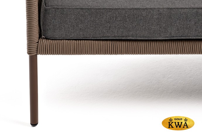 "Канны" диван 2-местный плетеный из роупа, каркас алюминий коричневый (RAL8016) муар, роуп коричневый круглый, ткань темно-серая 019