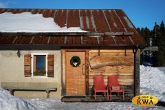 Лаунж-кресло пластиковое с подушкой