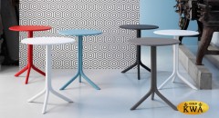 Стол пластиковый обеденный