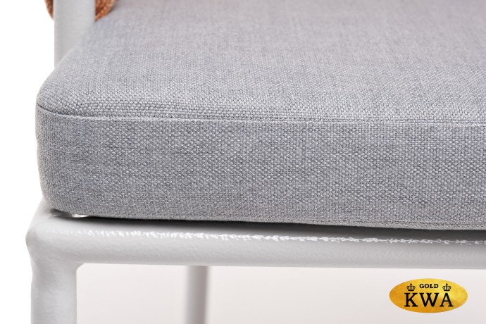 "Диего" стул плетеный из роупа, каркас из стали светло-серый (RAL7035) шагрень, роуп оранжевый меланж круглый, ткань светло-серая