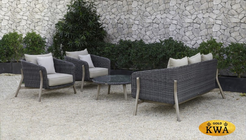 Комплект плетеной мебели