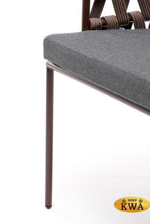 "Диего" стул плетеный из роупа, каркас из стали коричневый (RAL8016) муар, роуп коричневый круглый, ткань серая