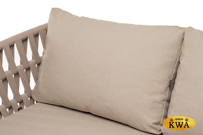 "Диего" диван 2-местный плетеный из роупа, основание дуб, каркас алюминий светло-серый (RAL7035) шагрень, роуп бежевый круглый, ткань бежевая 052