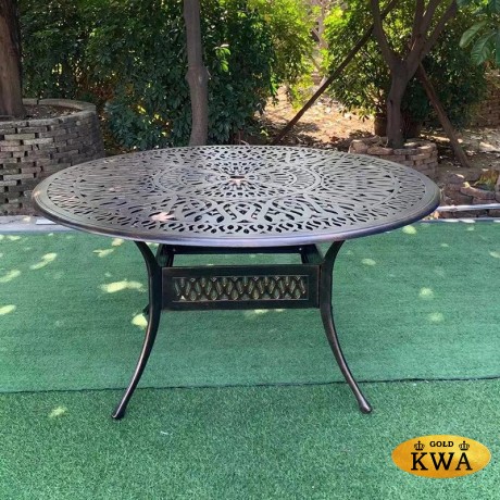 Стол из литого алюминия Henry 150