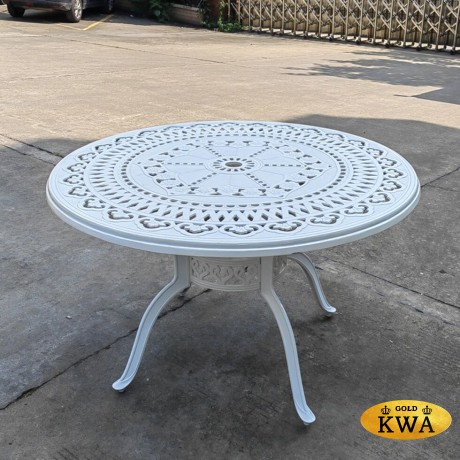 Белый обеденный стол из литого алюминия Vienna 120