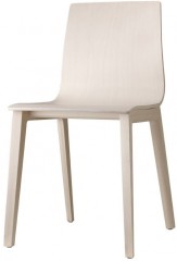 Стул деревянный