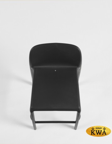 Стул пластиковый барный