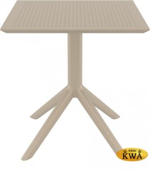 Стол пластиковый