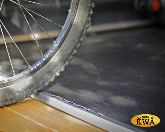 Хозблок из поликарбоната SKYLIGHT SHED PENT 4FT(4*6)