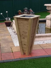 Кашпо уличное зауженное деревянное