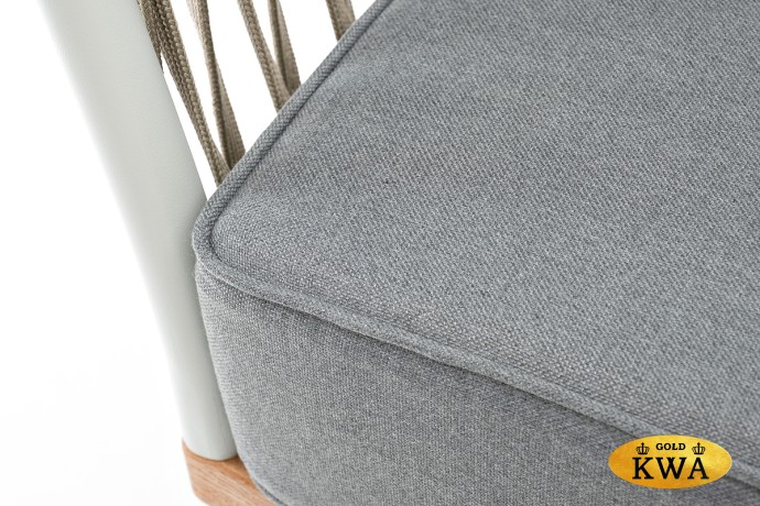 "Касабланка" кресло плетеное из роупа, основание дуб, каркас алюминий светло-серый (RAL7035) муар, роуп серо-коричневый 23мм, ткань серая