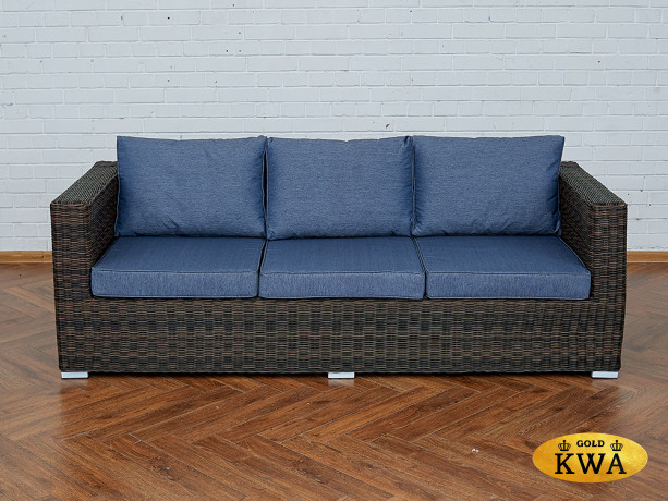 Плетеный диван KARL 3-местный с серыми подушками