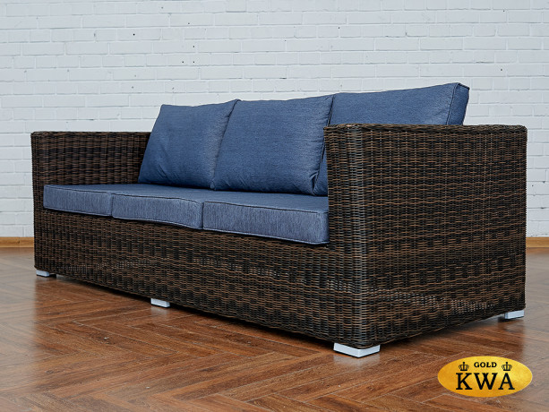 Плетеный диван KARL 3-местный с серыми подушками