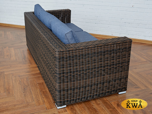 Плетеный диван KARL 3-местный с серыми подушками