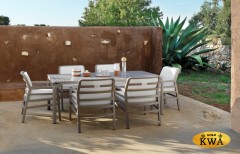 Стол пластиковый раздвижной