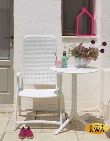 Кресло пластиковое складное