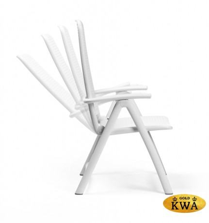 Кресло пластиковое складное