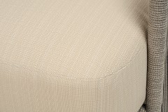 "Альбано" кресло плетеное из роупа, каркас алюминий светло-серый (RAL7035) муар, роуп серый меланж круглый, ткань Mossle светло-бежевая