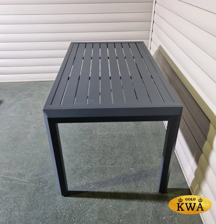 Угловой диван из алюминия Graphite